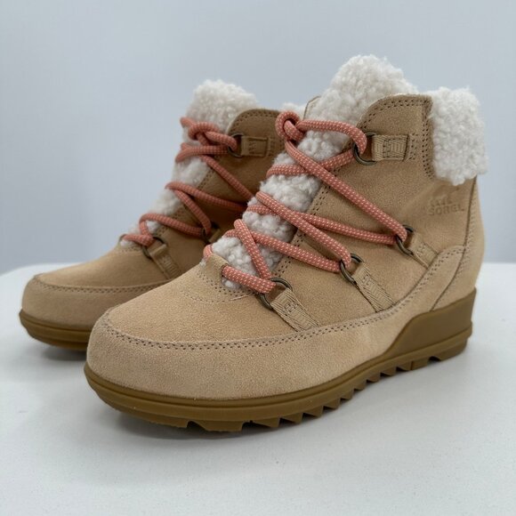 Sorel Evie Cozy Lace Up Boots size 7.5 Women's in Ceramic/Paradox Pink Shearling - Picture 1 of 10
